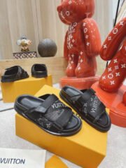 LV SLIPPERS - Image 2