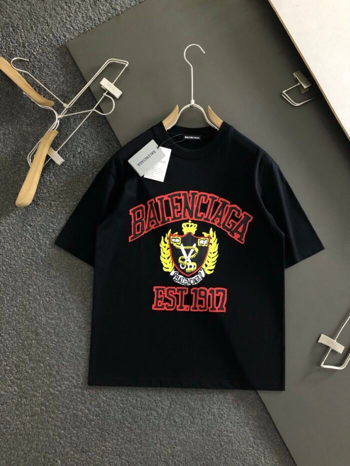 Balenciaga T-shirts - Image 1
