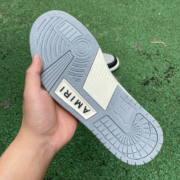 AR1M1 Low-Top Sneaker - Image 8