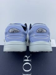 DR B30 Sneakers - Image 10