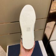 DR B23 Sneakers - Image 4