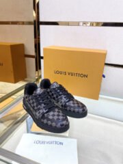 LV TRAINER SNEAKER LOW - Image 9