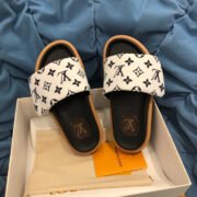 LV SLIPPERS - Image 7