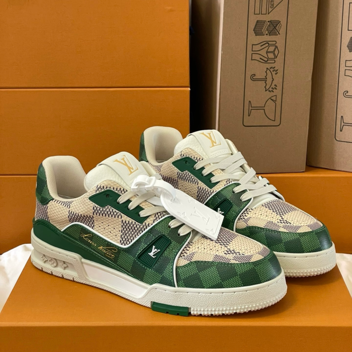 Loui Vuitto TRAINER SNEAKER - Image 1