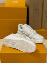 Loui Vuitto TRAINER SNEAKER - Image 3