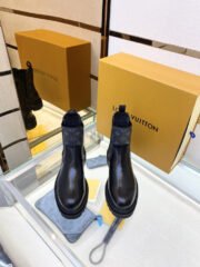 LOUS VUITON BOOTS - Image 6