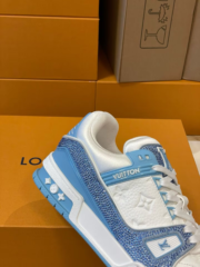 Loui Vuitto TRAINER SNEAKER - Image 8