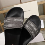BLCG SLIPPERS - Image 2