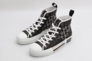 DR B23 Sneakers - Image 9