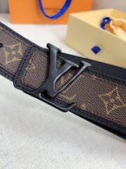 Loui Vuitto Belt-4CM - Image 6