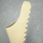 Adidas Yeezy Slide - Image 9