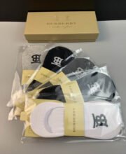 BURBERR SOCK - Image 8
