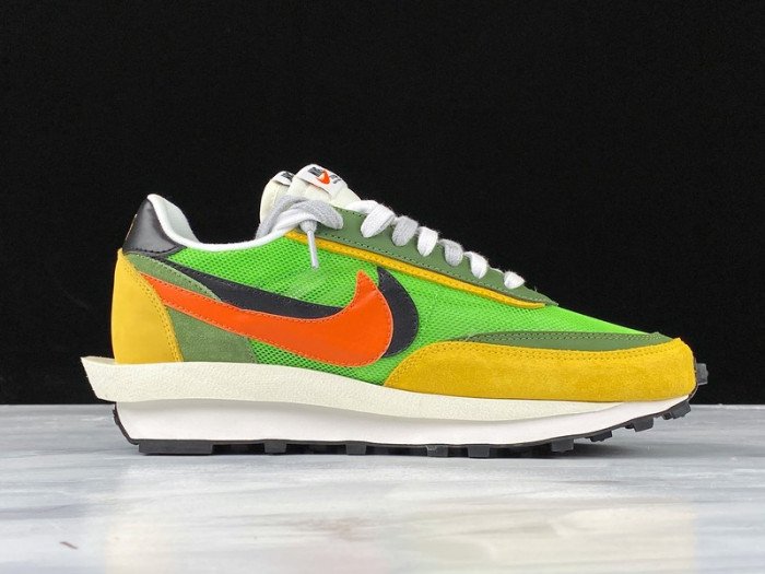 e4ce2d15becbe031f73aad711d2627f99b30f959 Sacai x Nike LDV Waffle Daybreak Green Multi BV0073-300 - Image 12