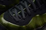NIKE AIR FOAMPOSITE ONE MEN LEGION GREEN/BLACK 314996-301 - Image 2