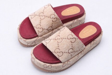 GUCC SLIPPERS
