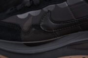 Nike Sacai x VaporWaffle 'Black Gum DD1875 001 - Image 13