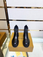 LOUS VUITON BOOTS - Image 7