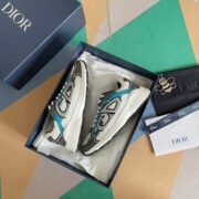 DR B30 Sneakers - Image 4