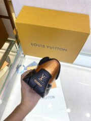 Loui Vuitto MILLENIUM SNEAKER - Image 7