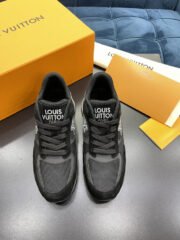 Loui Vuitto TRAINER SNEAKER - Image 4