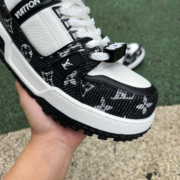 LV TRAINER MAXI White and black denim - Image 4