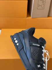 Loui Vuitto TRAINER SNEAKER - Image 7