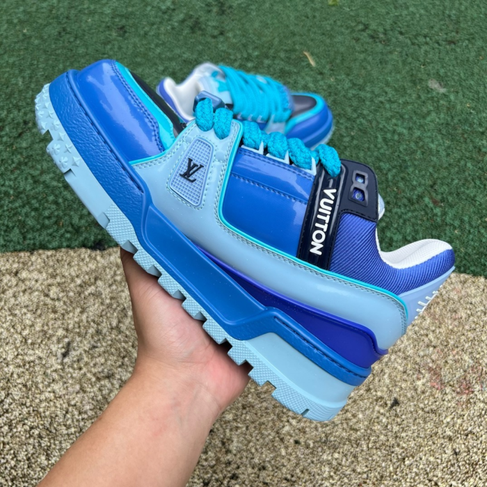 LV TRAINER MAXI Blue patent leather - Image 4
