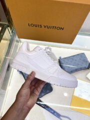 Loui Vuitto TRAINER SNEAKER - Image 5