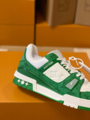 Loui Vuitto TRAINER SNEAKER - Image 9