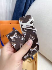 Loui Vuitto Belt-4CM - Image 3