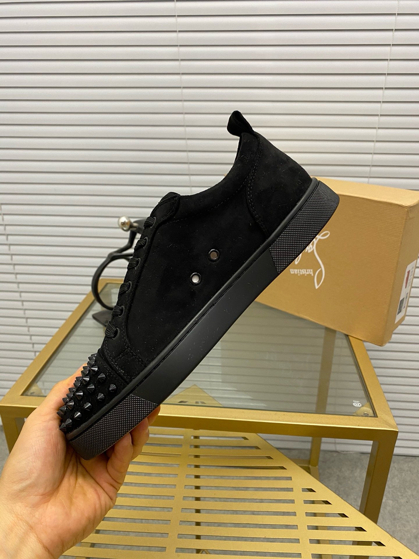 ff5237ac9ca2e18f5b4923884b3dbcd88010a3bb Christian Louboutin Louis Junior Spikes - Image 7